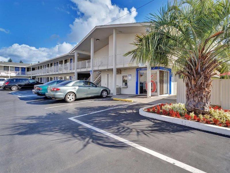 Park Inn By Radisson, Santa Rosa South Exterior foto