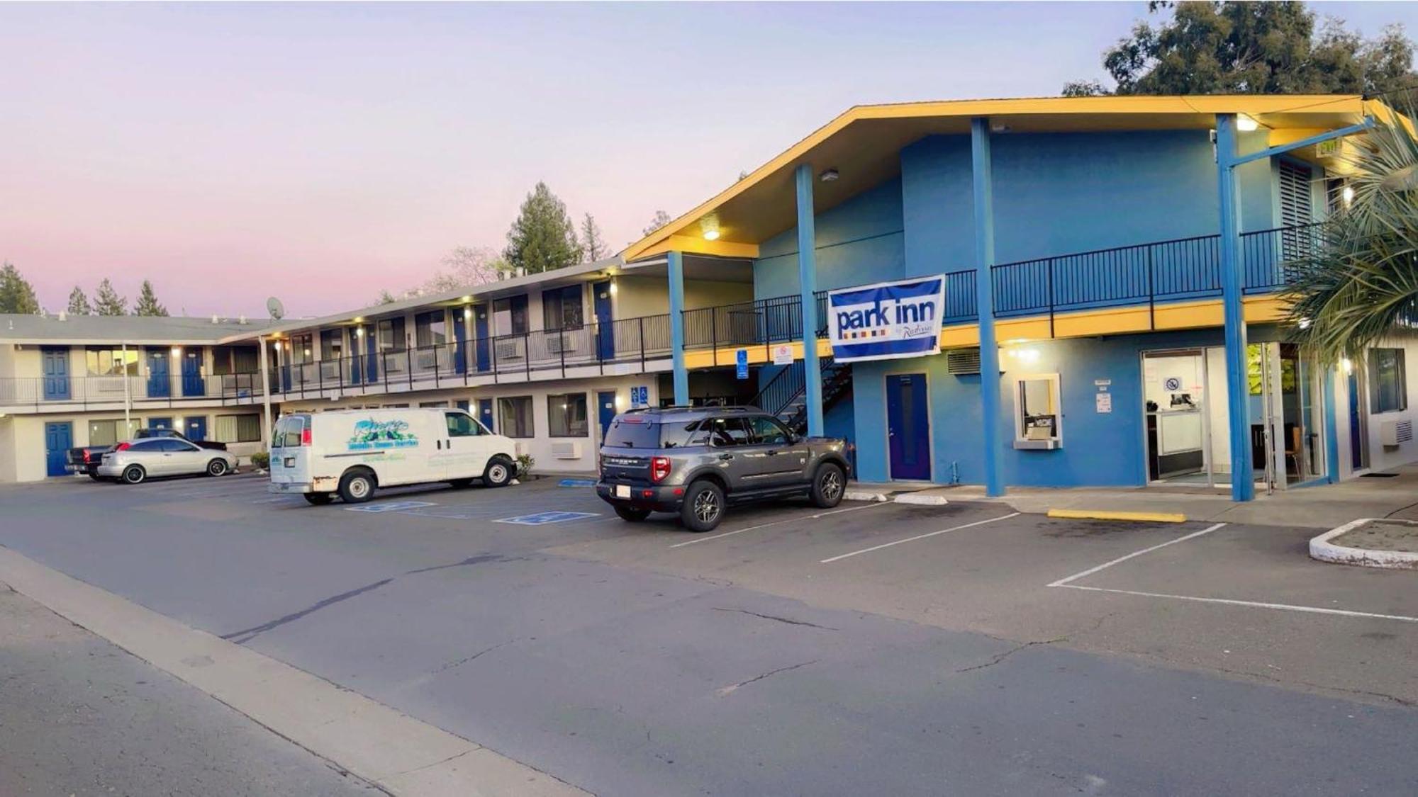 Park Inn By Radisson, Santa Rosa South Exterior foto